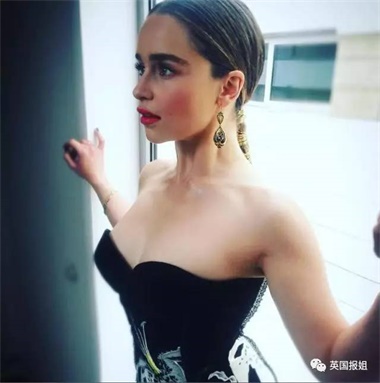 静若处子,动若疯兔,龙妈就是天然不做作,大写の耿直girl!
