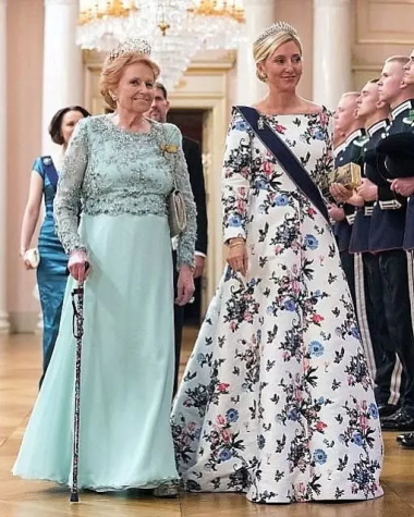 除了凯特王妃,世界上还有这么多又美又会穿的皇亲国戚
